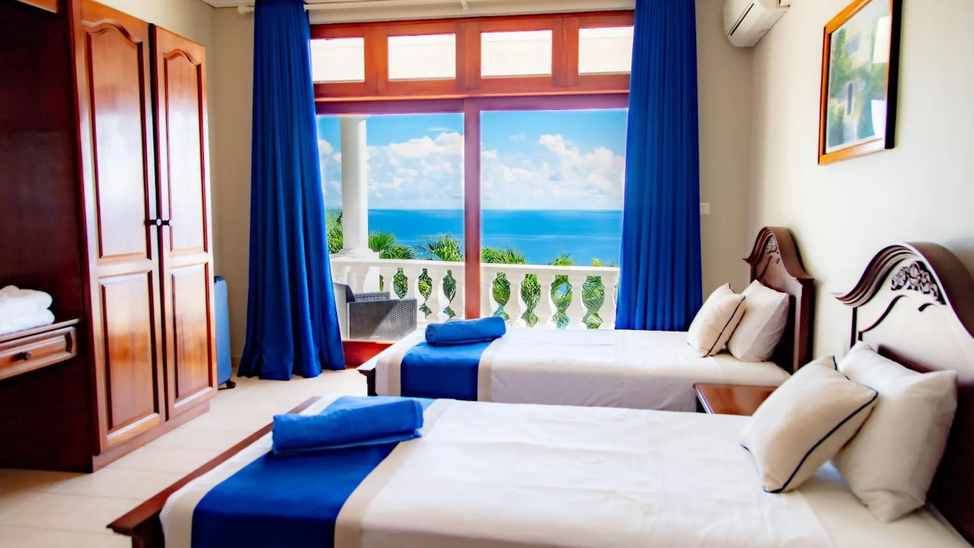 Blu Vista Villa Glacis